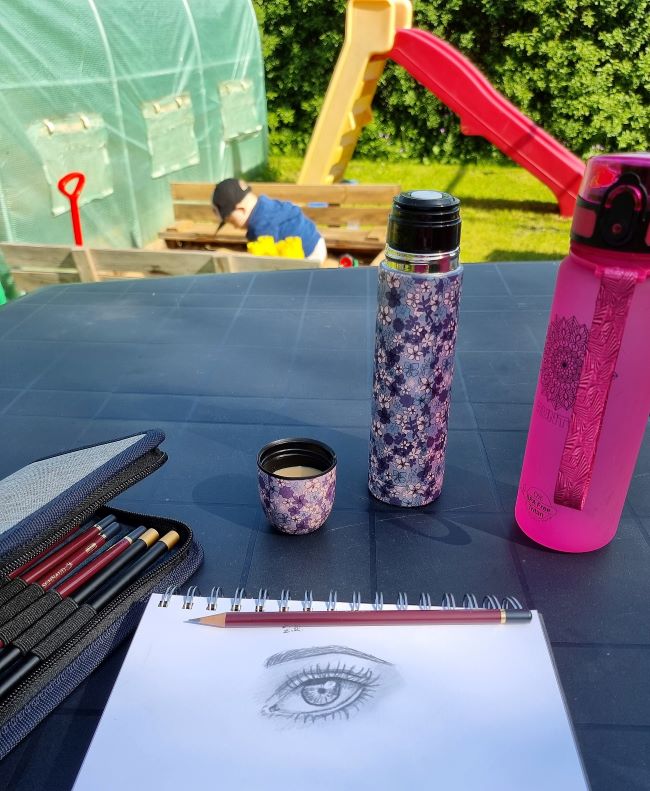Kreslenie na záhrade, tréning oka